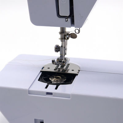 Мини швейная машина UFR-737 6V 1.2A с аккумуляторным питанием
